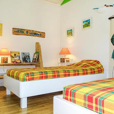Holiday home Cozy In With Wifi Plouguerneau
